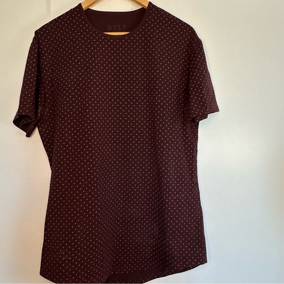 BYLT Basics Drop Cut Lux Short Sleeve Shirt Large maroon white polka dot Stretch - Picture 1 of 14